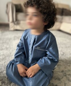 Alternative view of Qamis enfant